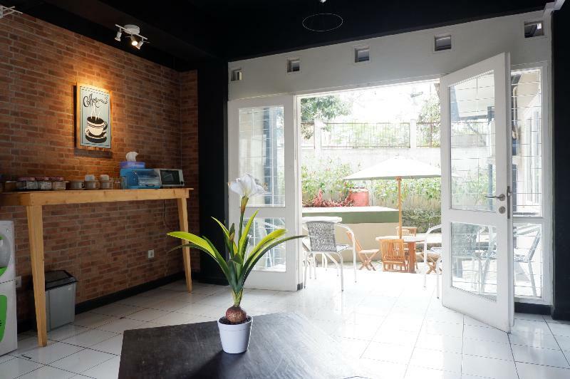 Oyo 260 Home 33 Bandung Zewnętrze zdjęcie